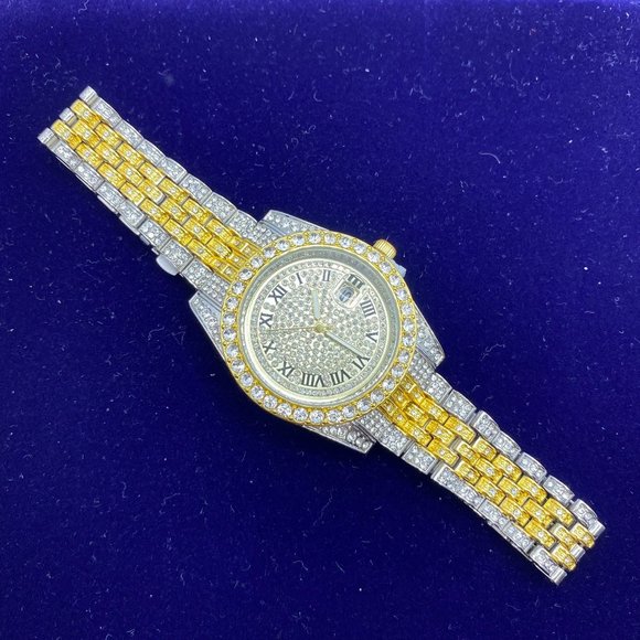 Unisex Model Iced Out Gold Color Watch - Picture 5 of 9